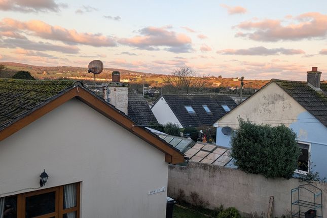 1a Trevassack Court, Hayle photo 3
