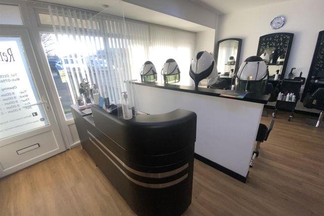 Thumbnail Retail premises for sale in Hair Salons DE7, Derbyshire