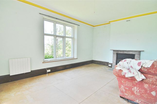 Flat D, Thrupp House,, Gunhouse Lane, Stroud photo 3
