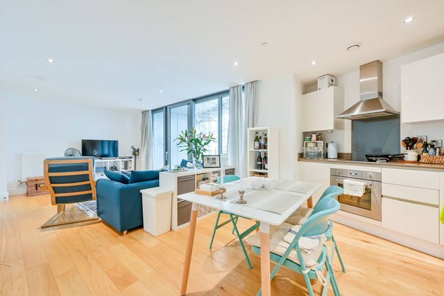 2-bed flat on Arc Tower, Ealing, £500,000
