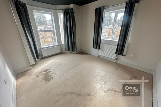 Newcombe Road, SOUTHAMPTON photo 4