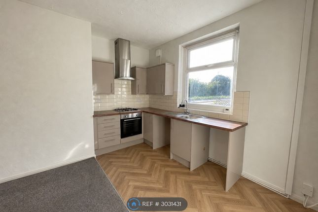 Edward Street Liversedge, Liversedge photo 2