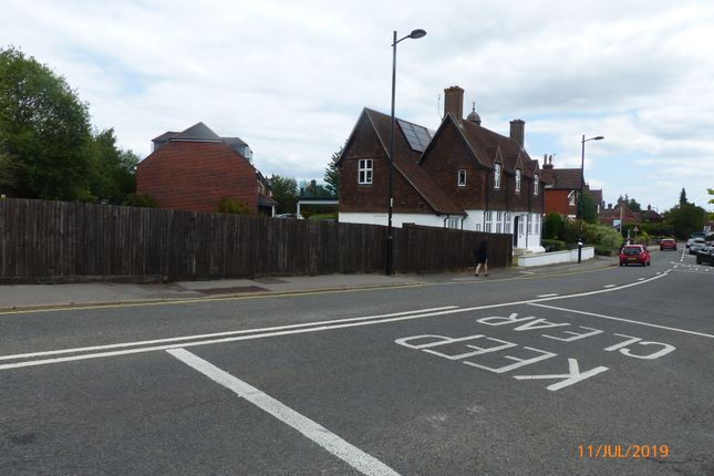 Thumbnail Commercial property for sale in Station Road, Petersfield