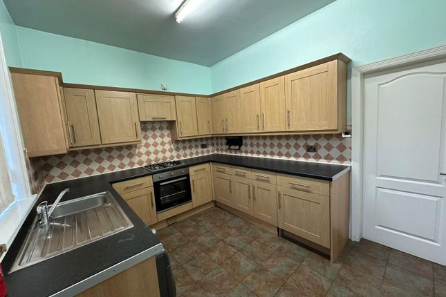 292, SOUTHFIELD LANE, BRADFORD photo 4