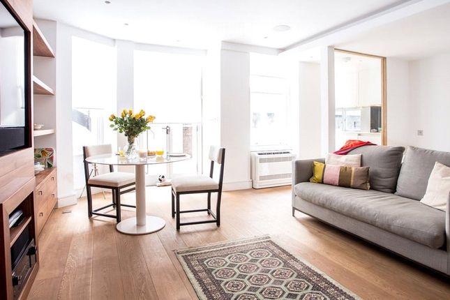 Flat for sale in Culford Gardens, Chelsea, London