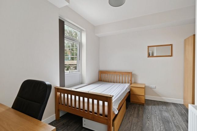 207, Cemetery Road, Sheffield photo 5