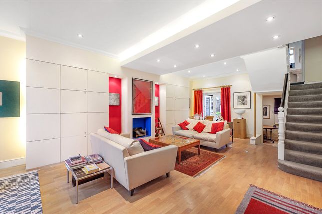 Terraced house for sale in Chesson Road, London