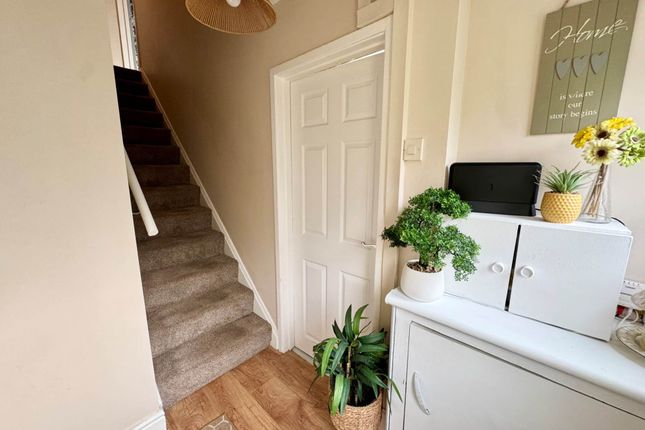 16, Edgefold Road, Liverpool photo 2