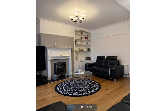 Cannonbury Avenue, Pinner photo 4