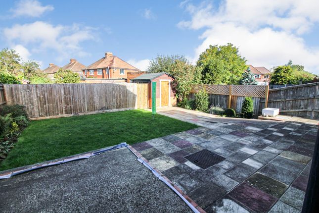 21, Wendover Way, Aylesbury photo 5