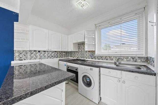 0/1, 35 Netherhouse Place, Glasgow photo 4