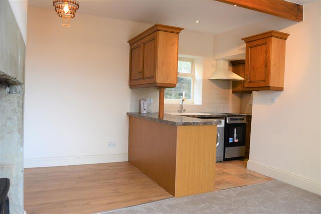 22, Greenhill Road, Huddersfield photo 4