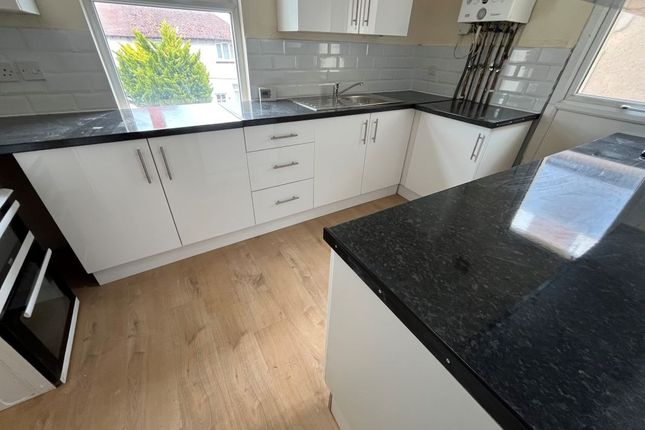 37, Greenfield Road, Colwyn Bay photo 2