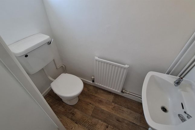 15, Hudson Close, Clacton-On-Sea photo 5