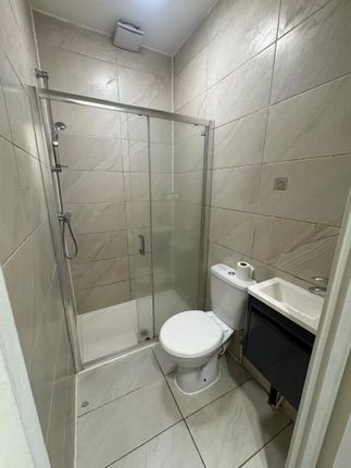 15, Shrubbery Road, London photo 5