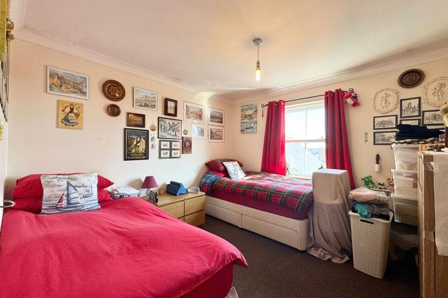 6, Fairby Close, Devon photo 4