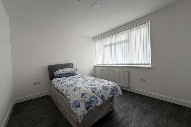 94, Lovell Road, Southall photo 5