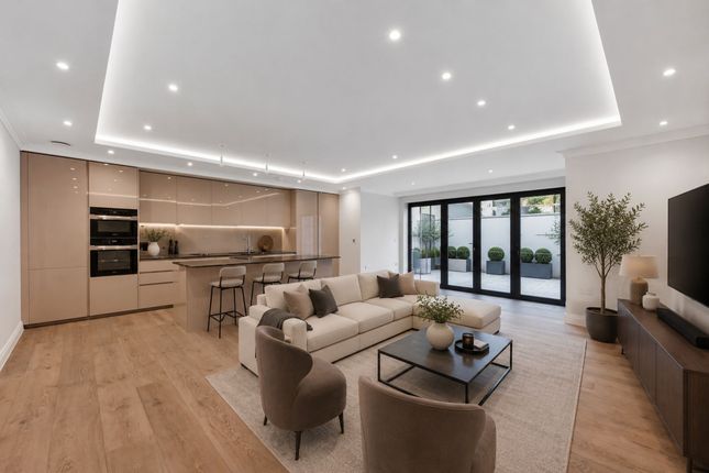 Apt 4, Wellington Court, Beaconsfield photo 2
