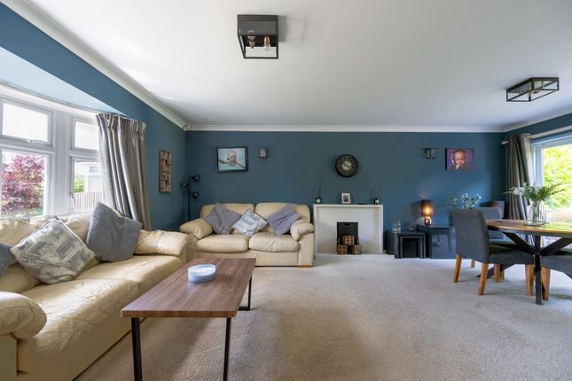 29 Ruskin Road, Eastbourne photo 2