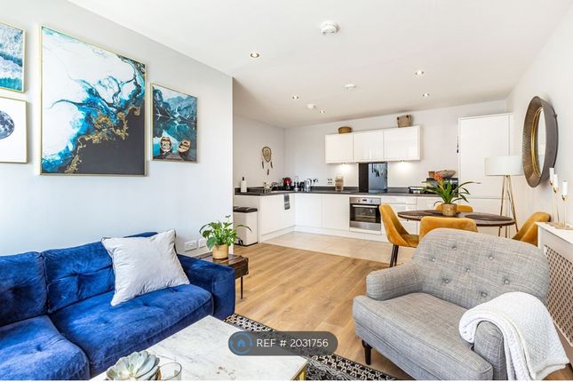 Thumbnail Flat to rent in Cortland House, London