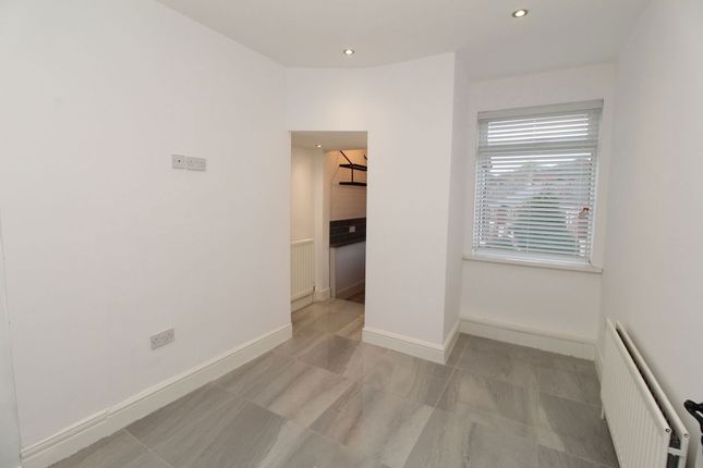 Atkinson Road, Newcastle upon Tyne photo 5