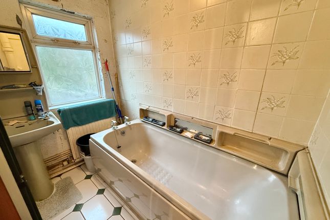 21, Thomas Street, Merthyr Tydfil photo 4