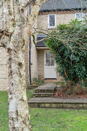 51 Kelham Hall Drive, Oxford photo 2