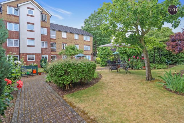 Thumbnail Flat for sale in Crossfield Court, Lower High Street, Watford