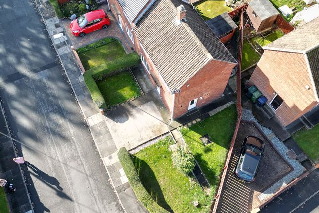 14, Lime Grove, Ryton photo 2