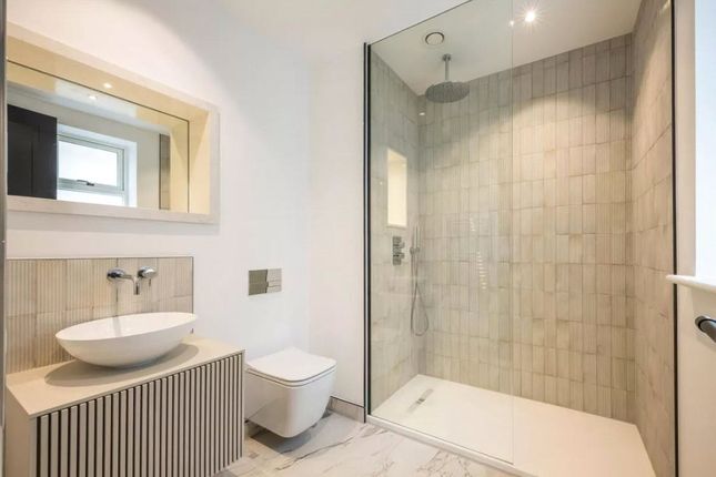 Bedroom 2 En Suite