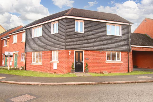 Thumbnail Terraced house for sale in Clivedon Way, Buckingham Park, Aylesbury