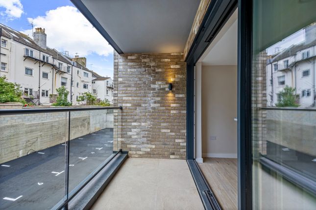 Apartment 1, Botanica House, Hove photo 4