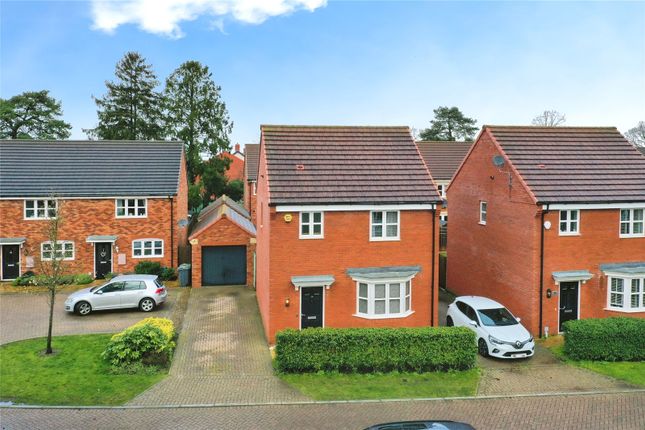 Thumbnail Detached house for sale in Greenacre Place, Newbury, Berkshire