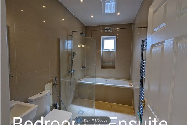 Bedroom 4 Ensuite