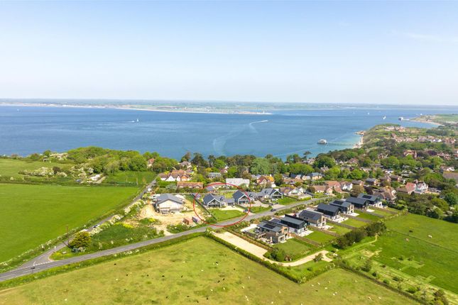 Adeline, Alum Bay New Road, Totland Bay photo 2