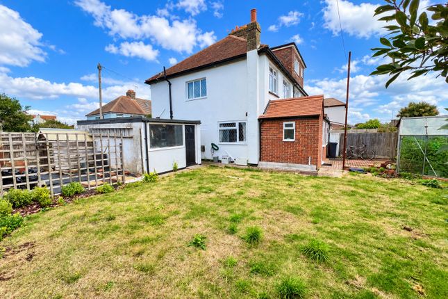 44, Waterloo Road, Gosport photo 3