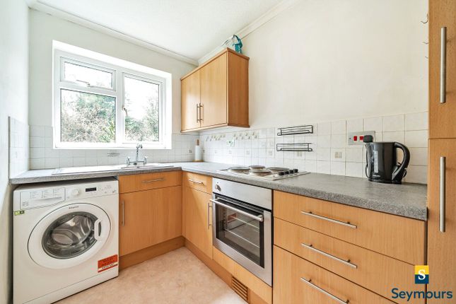 3 Ranmore Court, 58, The Street, Guildford photo 4