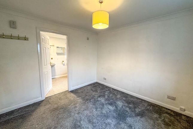 11, Ballabridson Park, Ballsalla photo 4