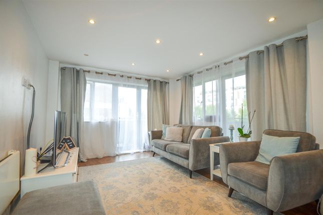 Flat for sale in Aqua House, Agate Close, London