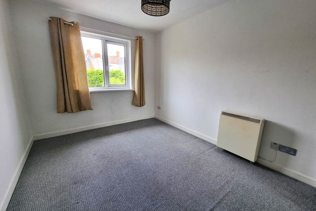 Flat 7, Park Court, Barry photo 4