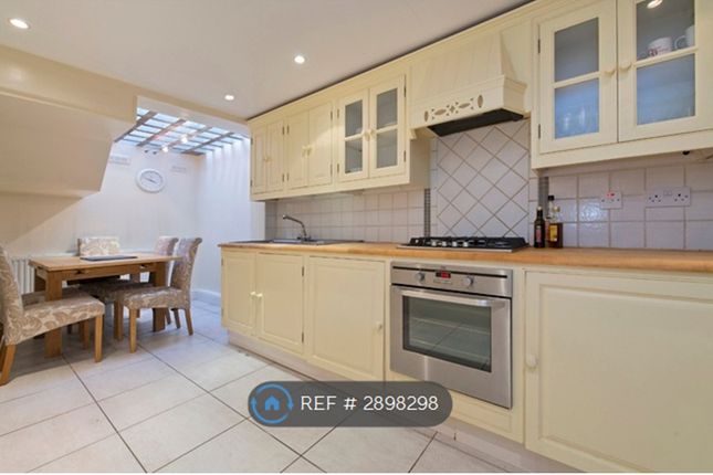 The Coach House, Sedleigh Road Wandsworth, London photo 2