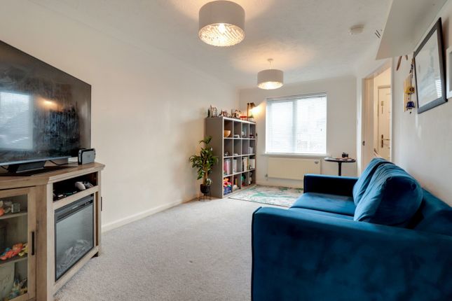 14, Keats Close, Exmouth photo 3