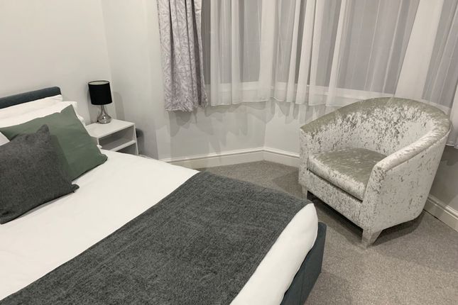 Flat to rent in Bedford Road, Bedford