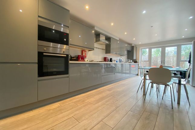6-bed terraced on 5, Treherbert Street(*), Cardiff, £3,690/mo