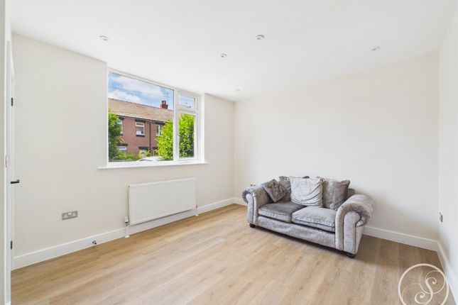6, Copperfield Drive, Leeds photo 3