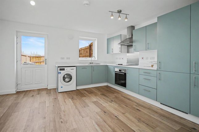 46, Tillage Road, Wellingborough photo 4