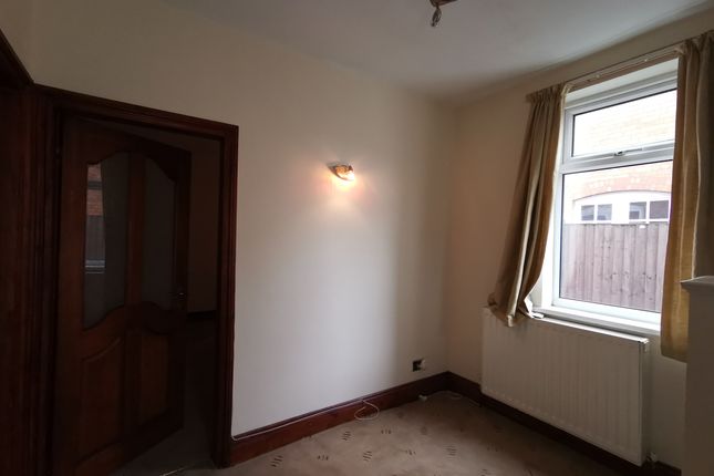 Semi-detached house to rent in Russell Road, Birmingham