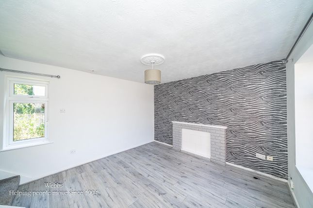 51, Maycroft Close, Cannock photo 4