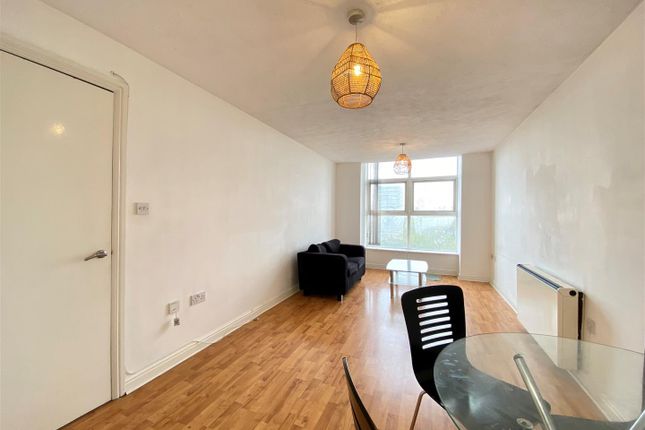 Thumbnail Flat for sale in Lower Vickers Street, Manchester