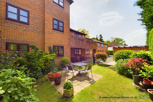 Flat for sale in Drill Hall Road, Chertsey